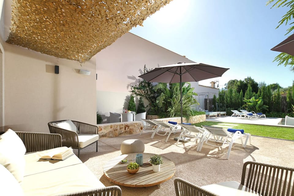 Villa Maronja Villa in Raiguer