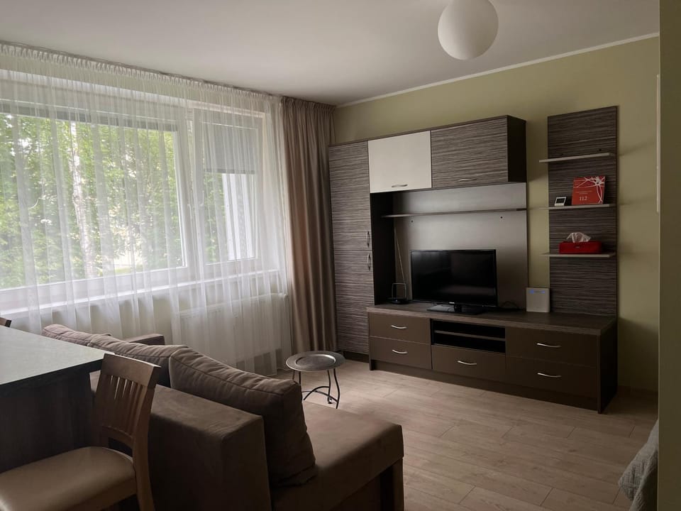 Communal lounge/ TV room, TV and multimedia, Living room, Seating area