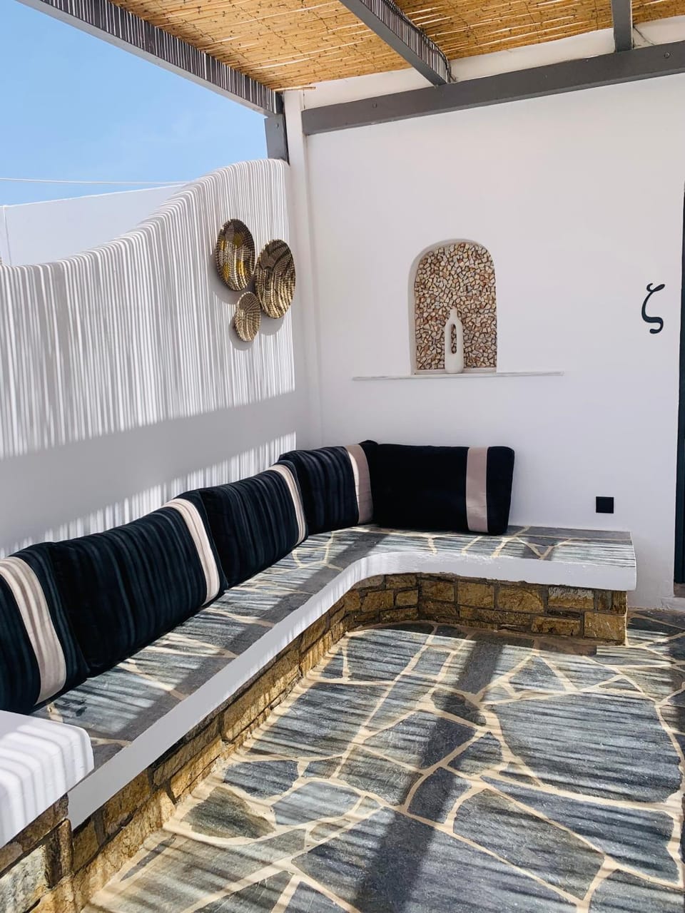 Property building, Seating area