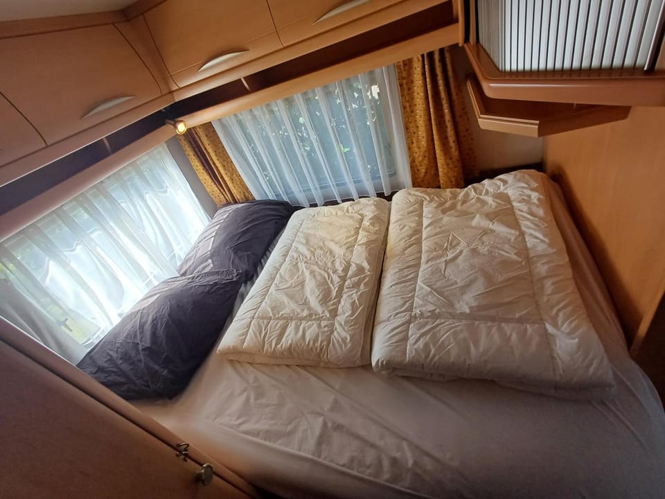 Caravan Petiet Campground/ 
RV Resort in Friesland, Netherlands