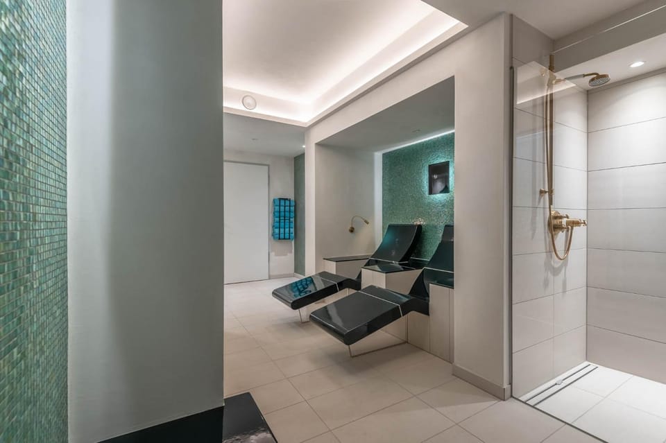 Steam room, Spa and wellness centre/facilities