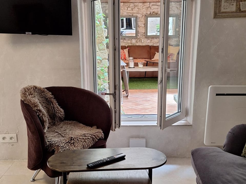 La 54 Provence House in L'Isle-sur-la-Sorgue