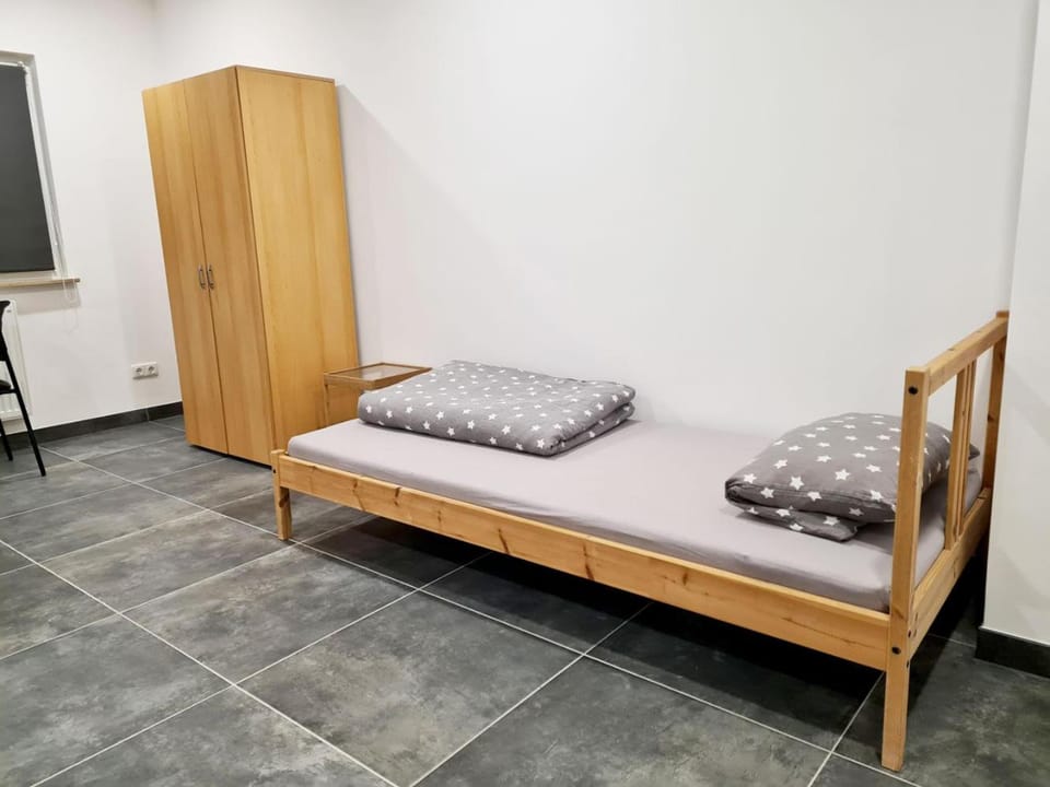 Bed, Photo of the whole room, Bedroom, towels, wardrobe