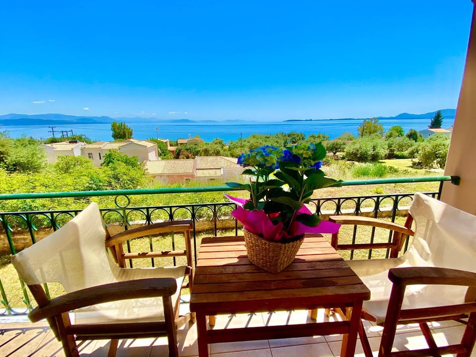 View (from property/room), Balcony/Terrace, Sea view