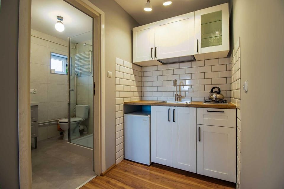 Bathroom, Kitchen or kitchenette