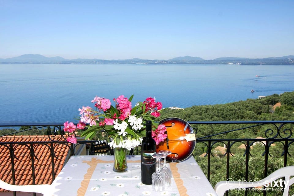 View (from property/room), Balcony/Terrace, Sea view