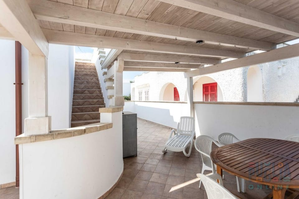 Garden, Dining area, sunbed