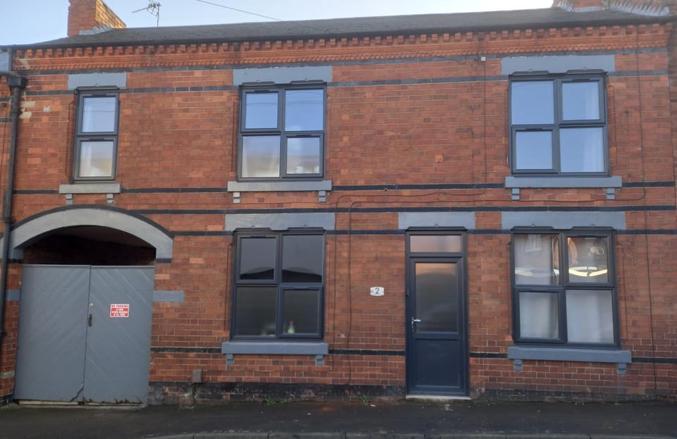 Property building, Facade/entrance
