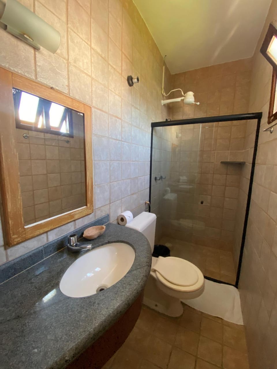 Shower, Bathroom, towels
