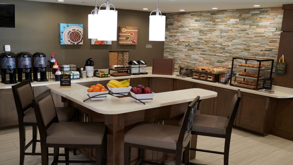 Staybridge Suites - Southgate - Detroit Area by IHG Hotel in Southgate