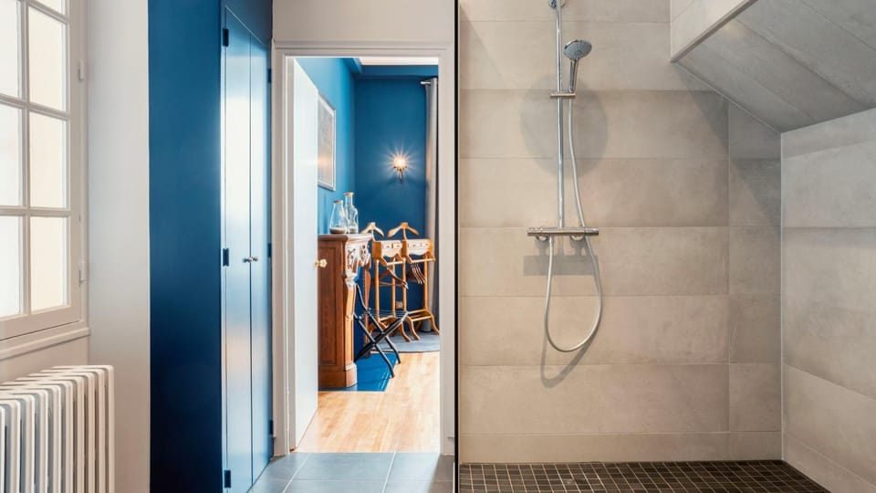 Shower, Bathroom