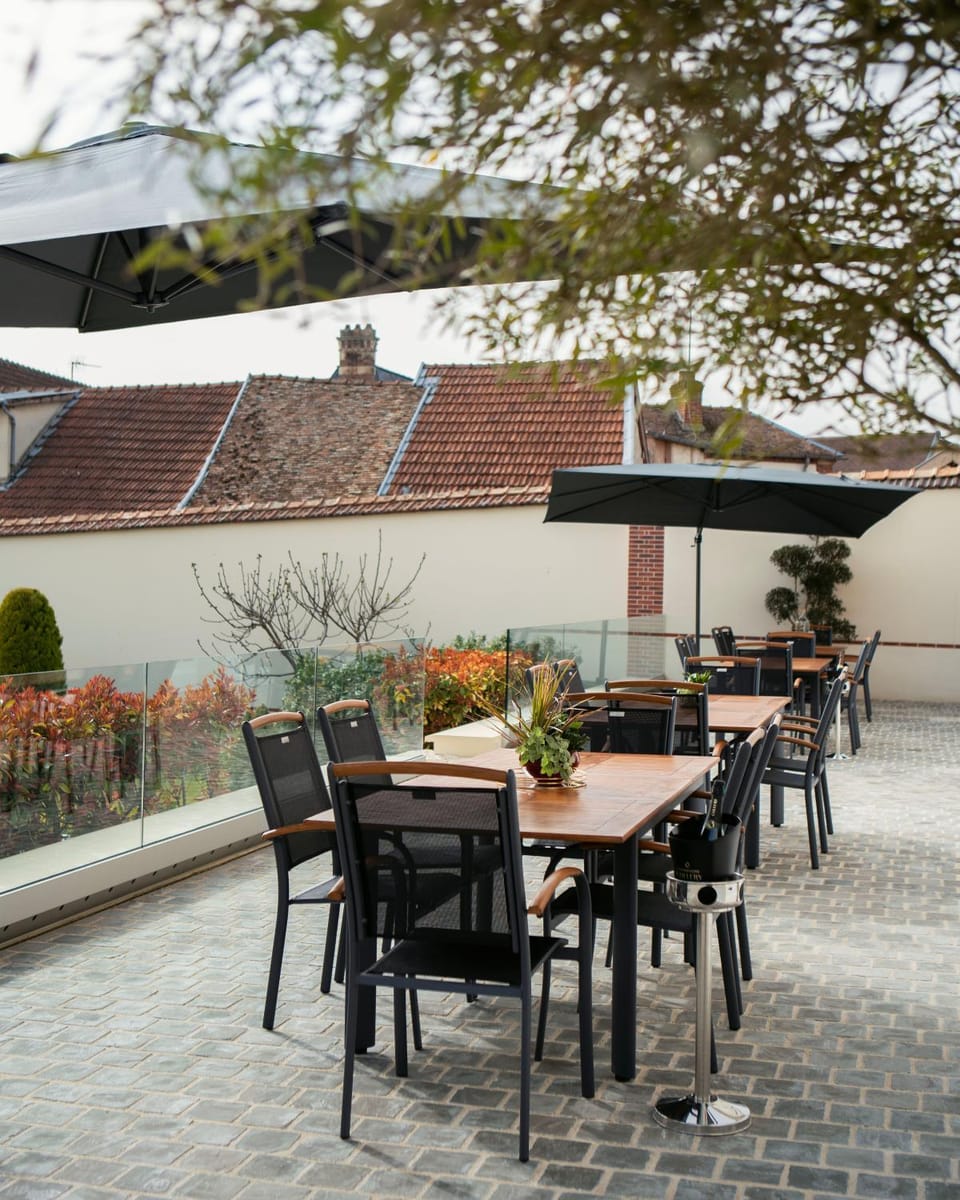 Balcony/Terrace, Balcony/Terrace, Lounge or bar, Internal: Not applicable to any particular room