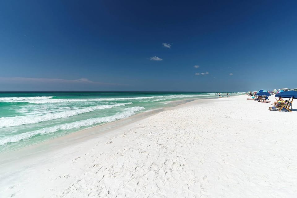 Miramar Beach Villas 108 - Seaside Getaway House in Miramar Beach