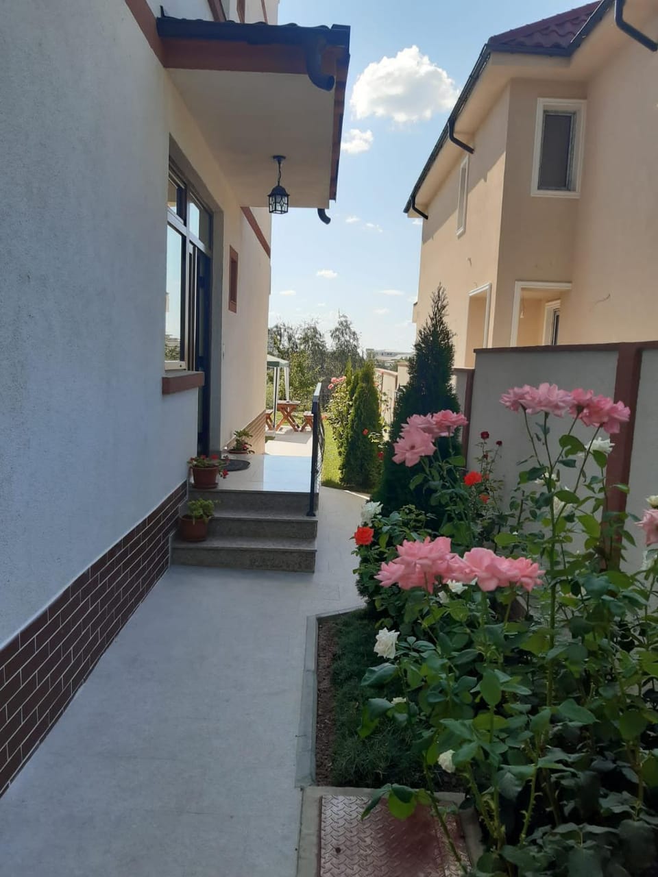 Vila M&G Mamaia Nord Bed and Breakfast in Constanța County