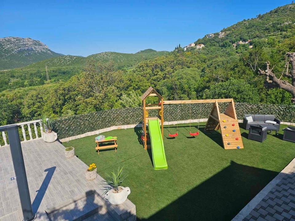 Sunny Hill Villa in Dubrovnik-Neretva County