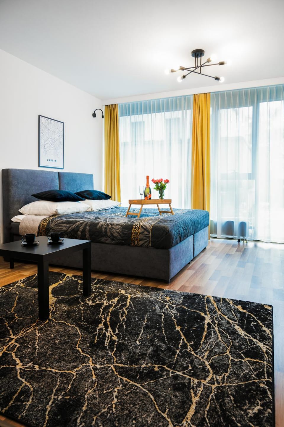 EASY RENT Apartments - Silver 8, Basen & SPA, Centrum Free Parking 24h Check-in Apartment in Masovian Voivodeship