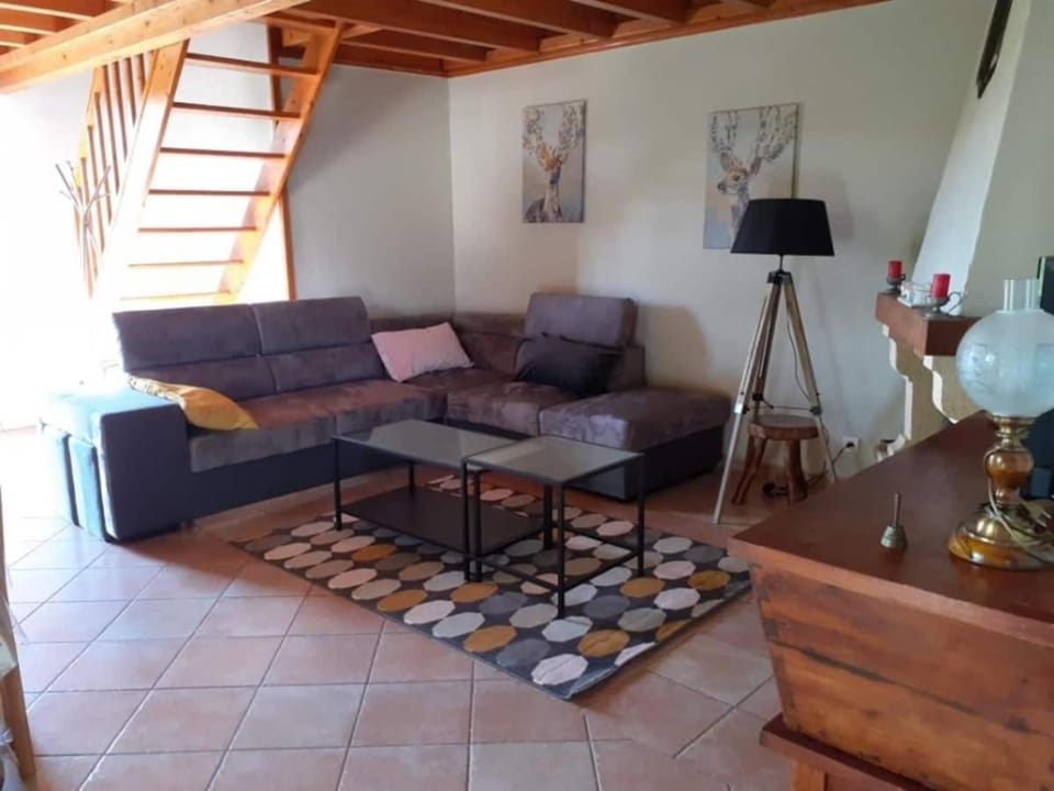 Gîte des Billaudes House in Auvergne-Rhône-Alpes