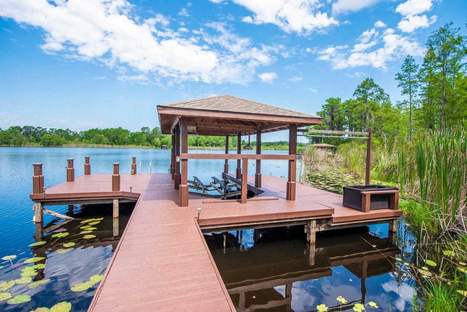 SWISS 105 - Lake Olsen House in Groveland