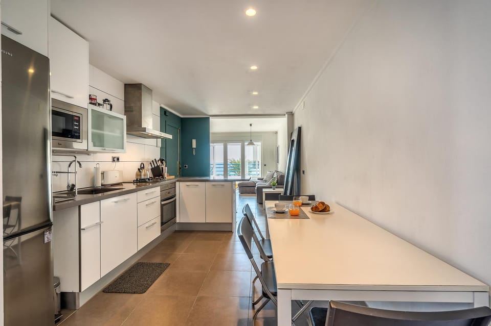 Kitchen or kitchenette, Food