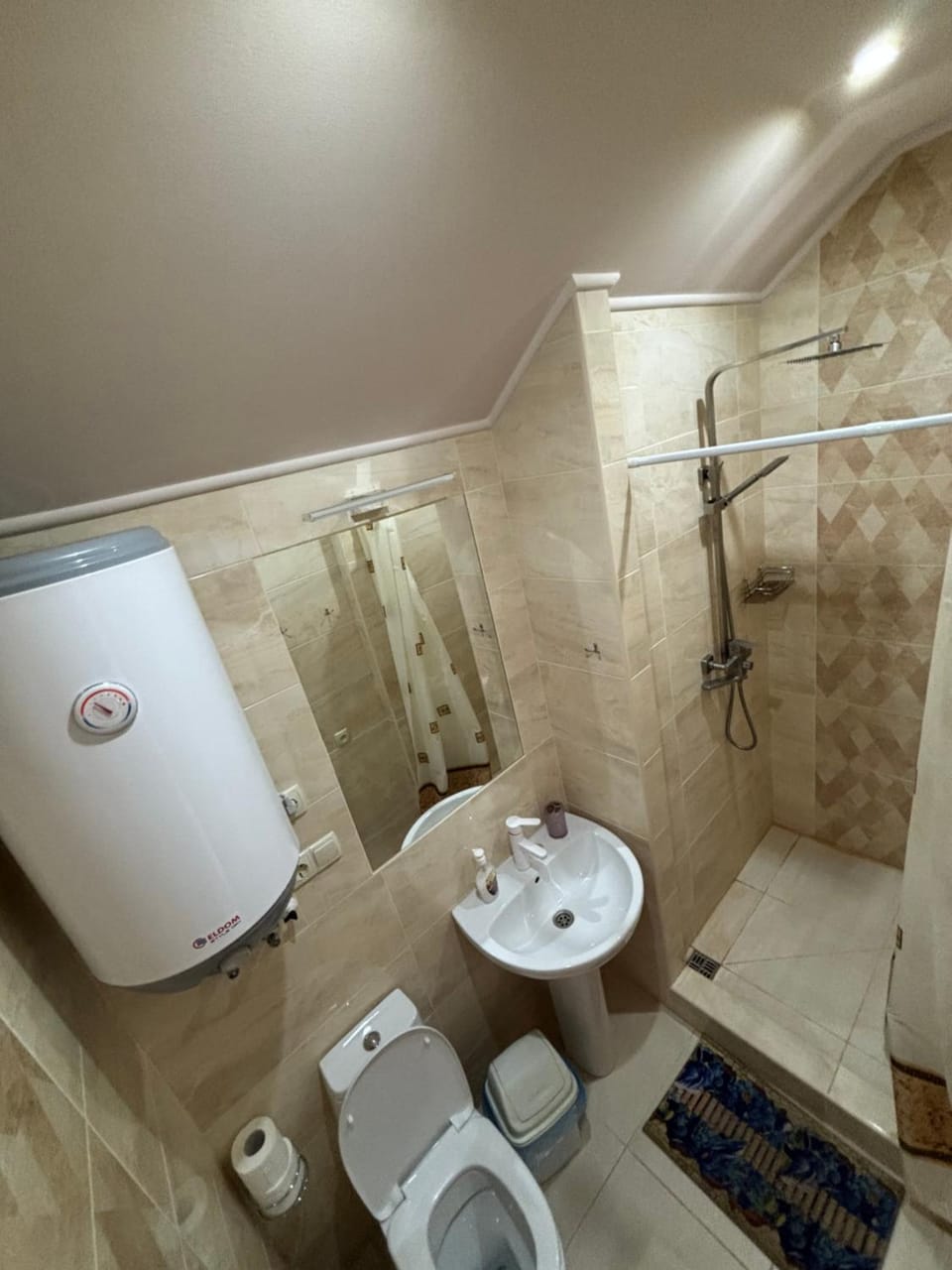 Shower, Toilet, Bathroom