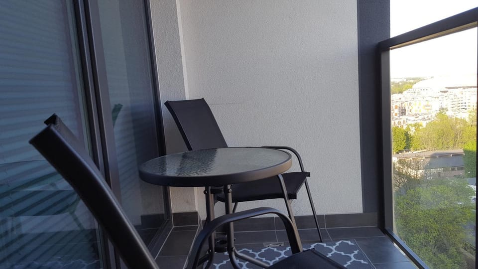 Balcony/Terrace, Balcony/Terrace