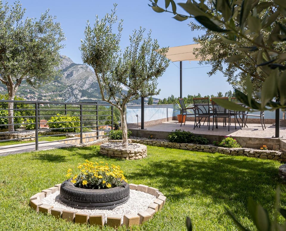 Home PANDZA - Omiš, private pool close to the beach Apartment in Split-Dalmatia County