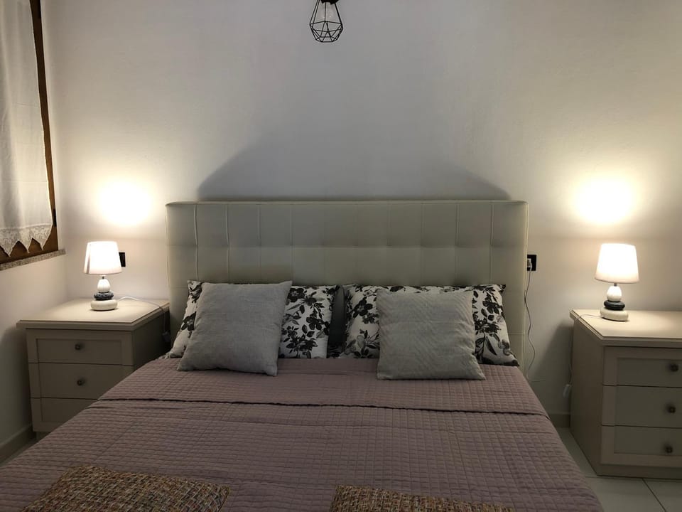 Elegante monolocale al centro del paese Apartment in Teulada