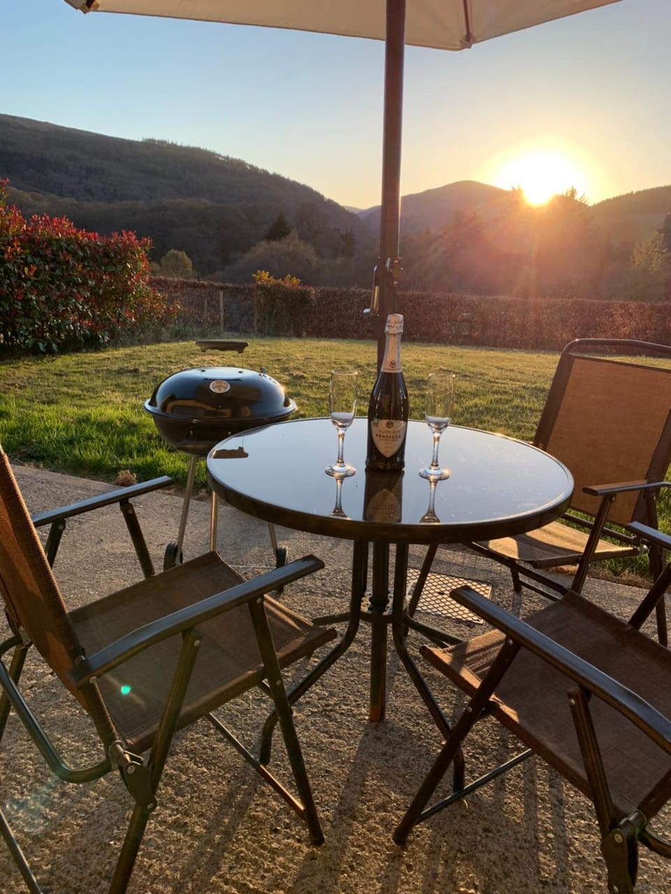 Patio, Spring, Dining area, Mountain view
