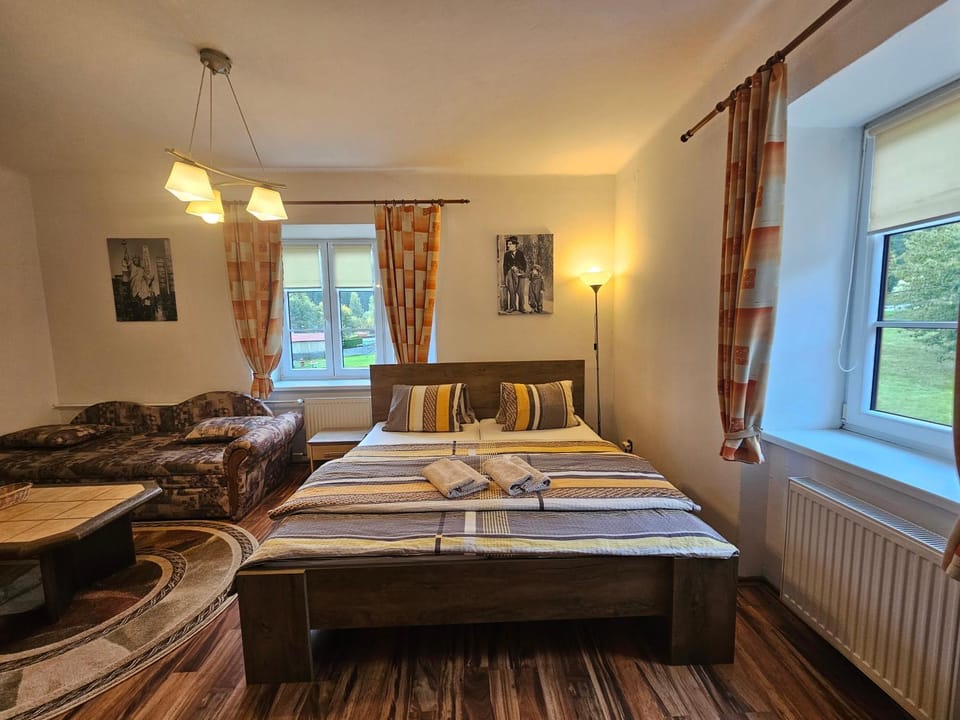 Living room, Bedroom