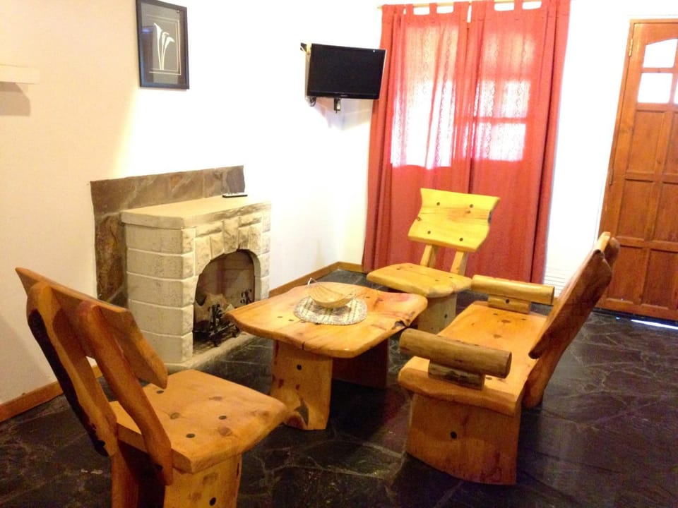 TV and multimedia, Living room, Seating area, Dining area, Area and facilities, flat iron, locker