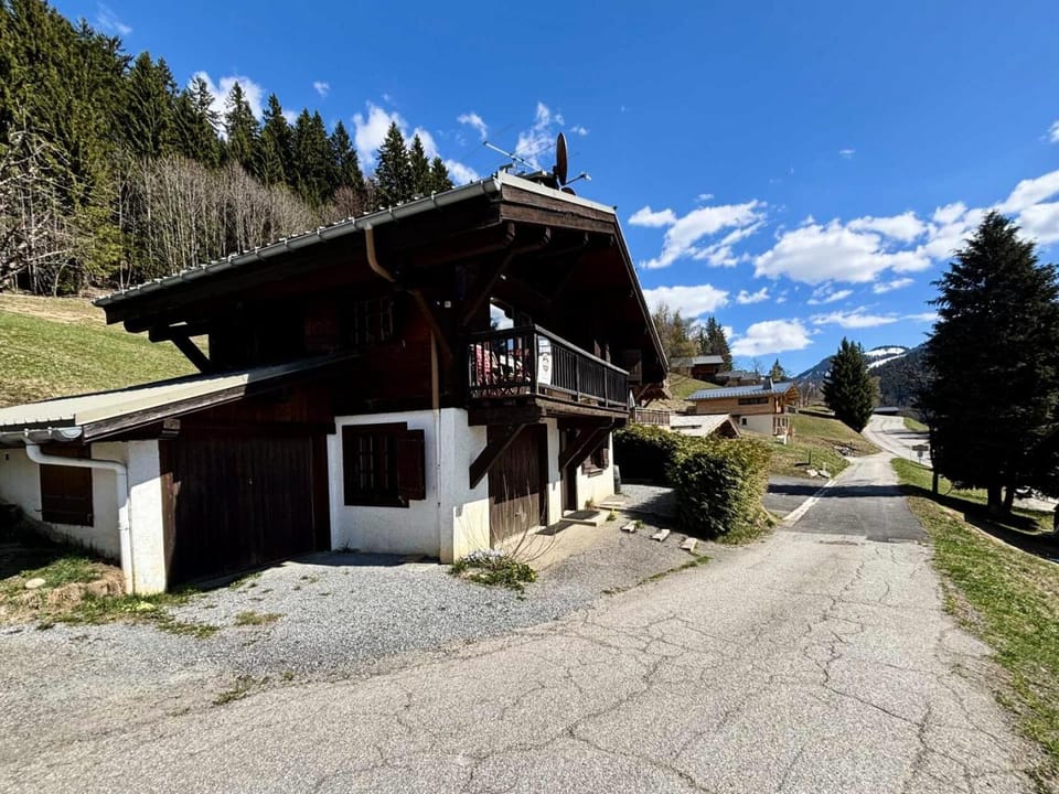 Résidence Le Maseto - Charmant Chalet, ski aux pieds MAE-2884 Chalet in Notre-Dame-de-Bellecombe