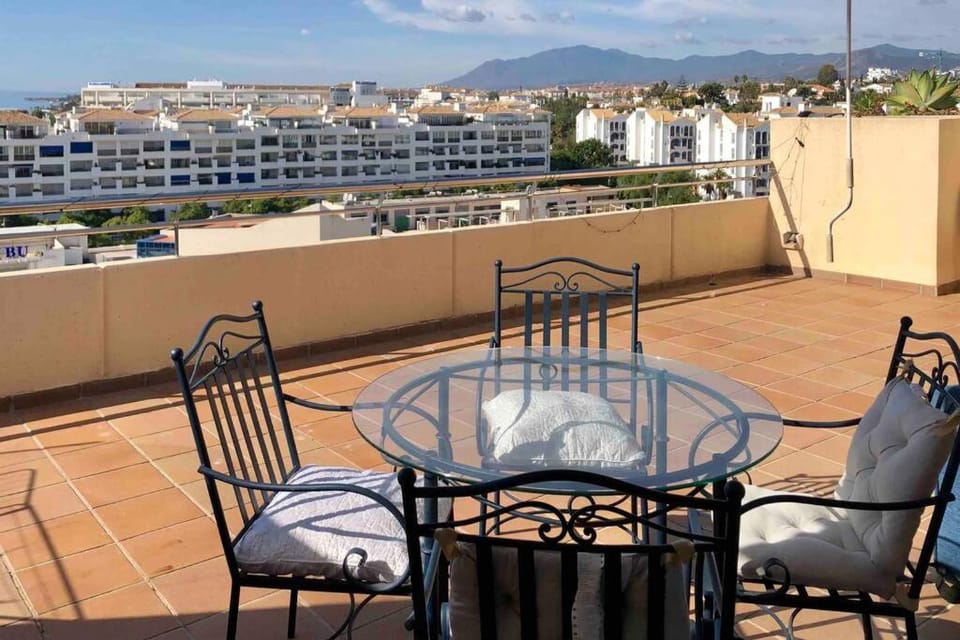 Balcony/Terrace, City view, Street view