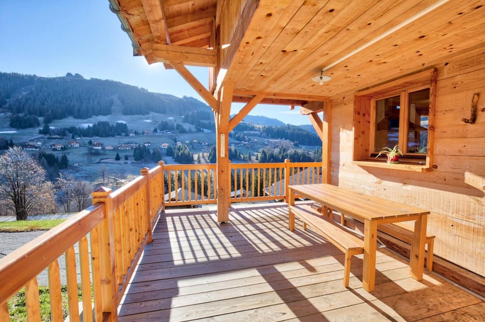 Résidence Le Champ De La Caille - Charmant chalet typique avec de superbes vues montagnes MAE-3254 Chalet in Notre-Dame-de-Bellecombe