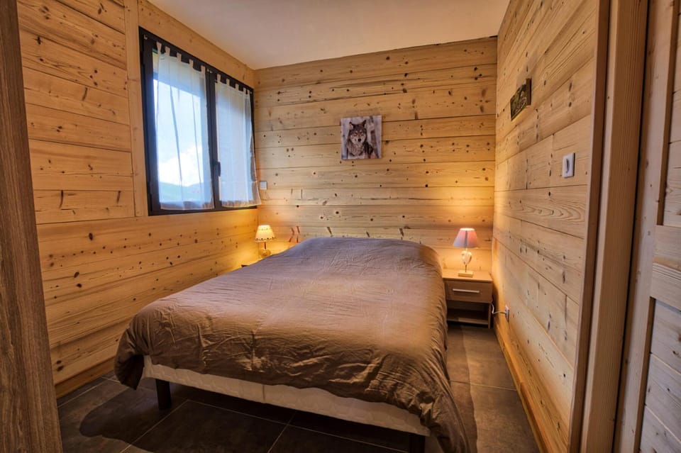 Chalet Le Valentin - Appartement de charme, proche piste et centre village MAE-3304 Apartment in Notre-Dame-de-Bellecombe
