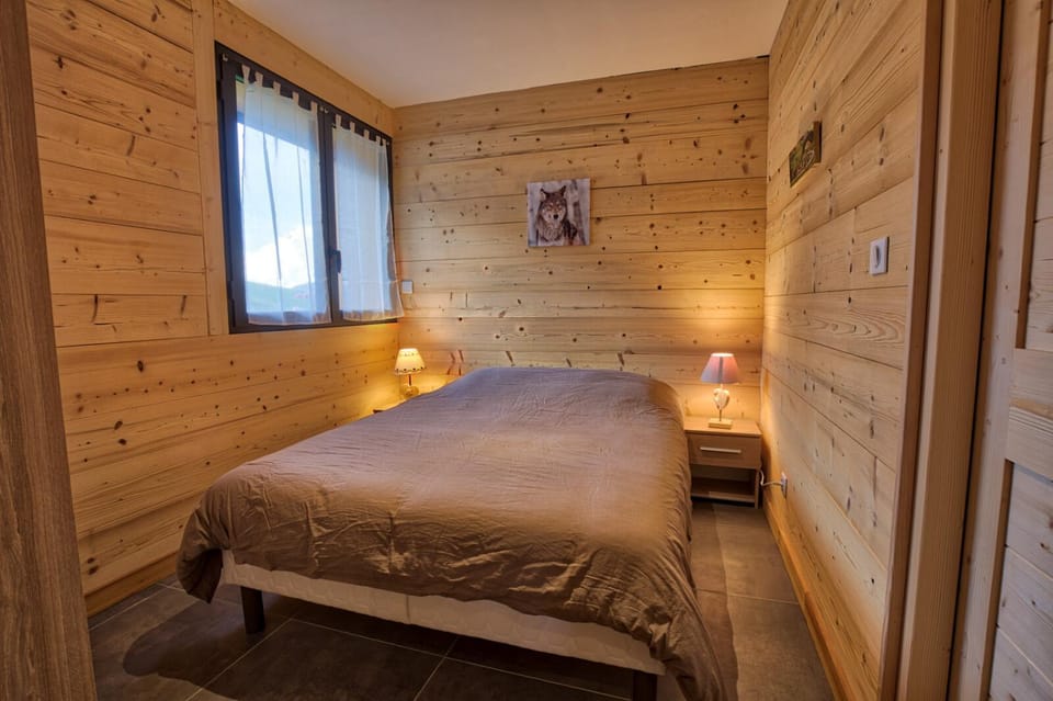 Chalet Le Valentin - Appartement de charme, proche piste et centre village MAE-3304 Apartment in Notre-Dame-de-Bellecombe