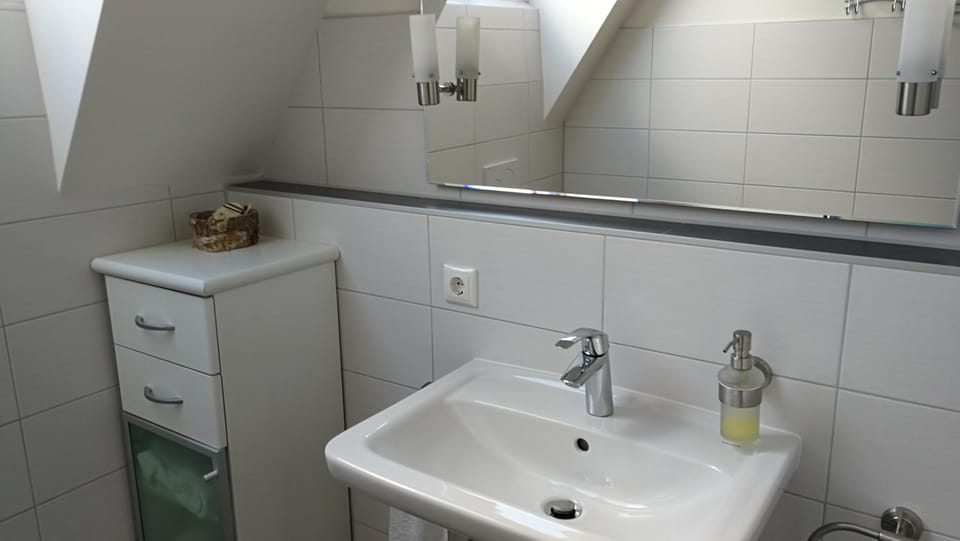 München Waldperlach ruhig und sehr schöne Wohnung Apartment in Munich