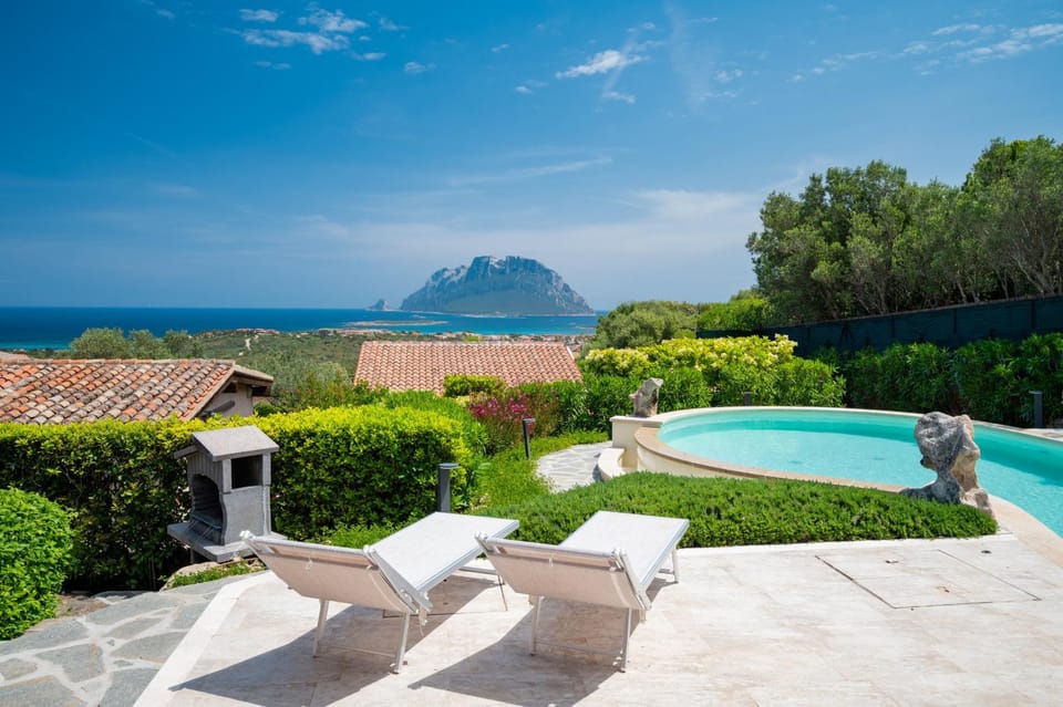 Nearby landmark, Garden, Seating area, Garden view, Mountain view, Sea view, Swimming pool, sunbed