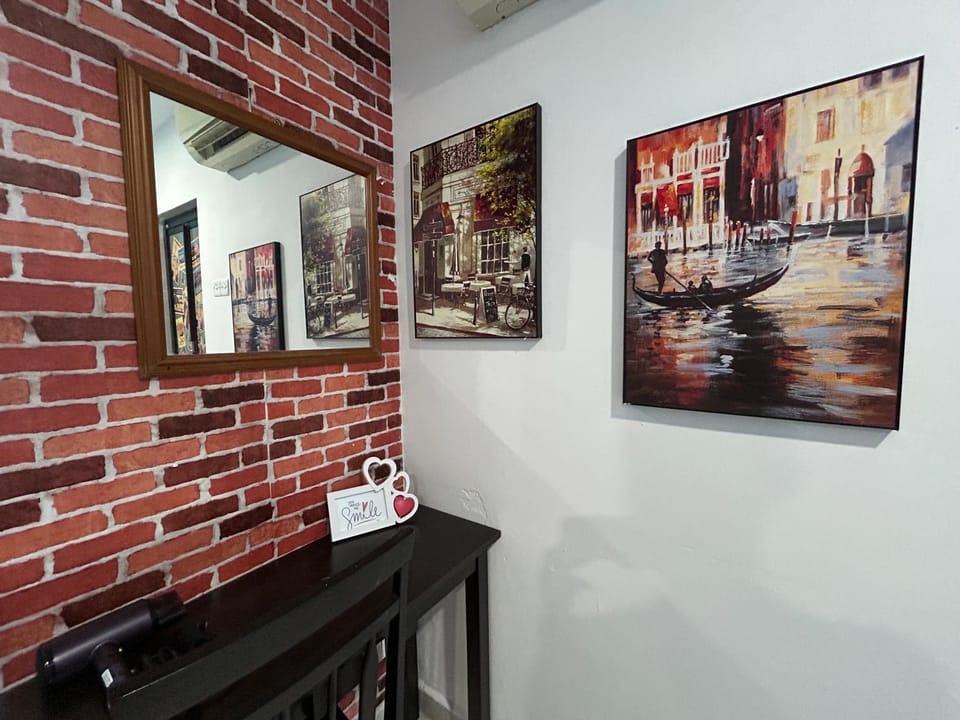 Ipoh Comfortable Rooms Only-Private Bathrooms Indoor Car Parking SY30 Vacation rental in Ipoh