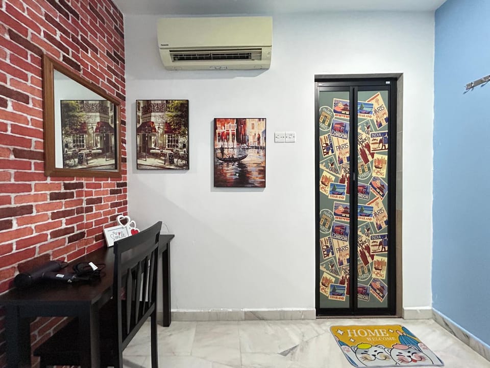 Ipoh Comfortable Rooms Only-Private Bathrooms Indoor Car Parking SY30 Vacation rental in Ipoh