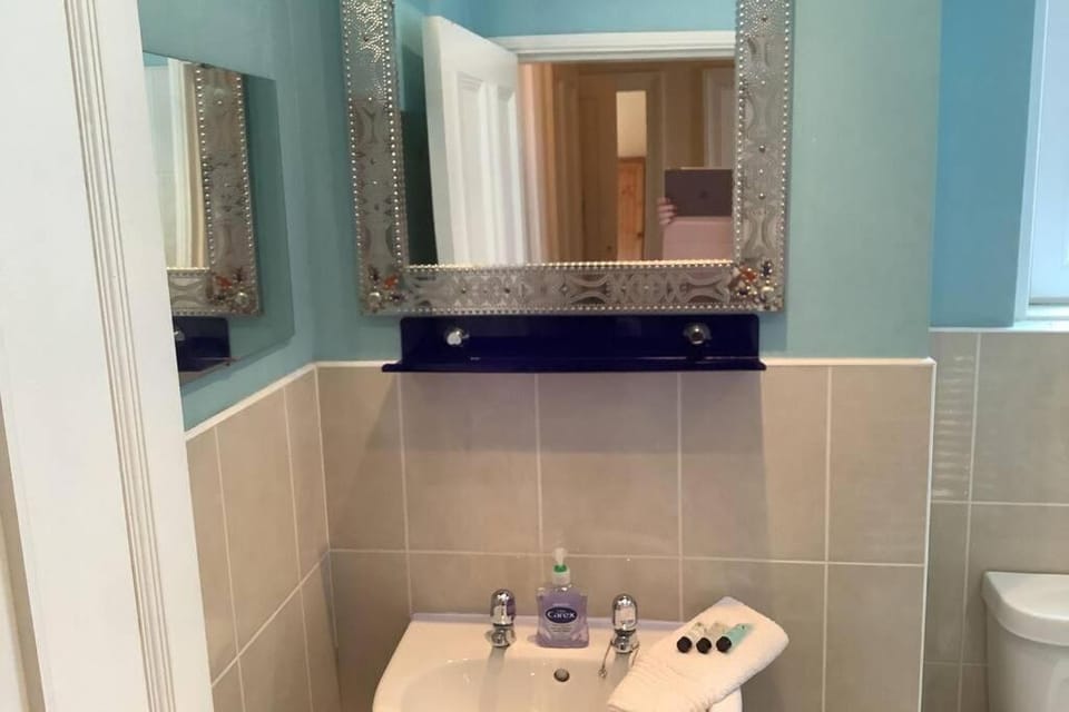 Ferry View Apartment in England