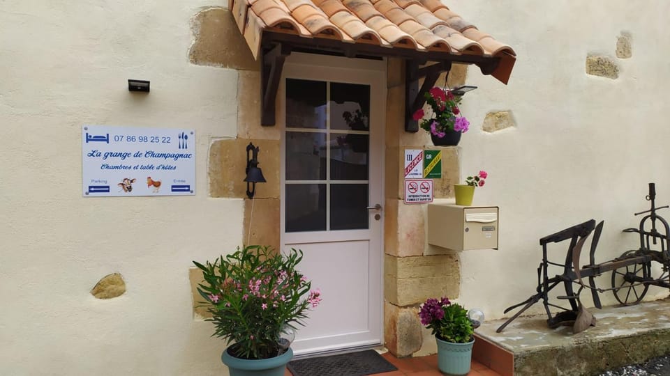 La Grange de Champagnac Bed and Breakfast in Nouvelle-Aquitaine
