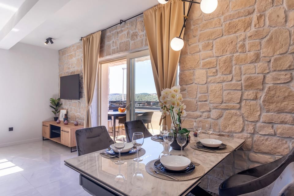 Dining area, Sea view