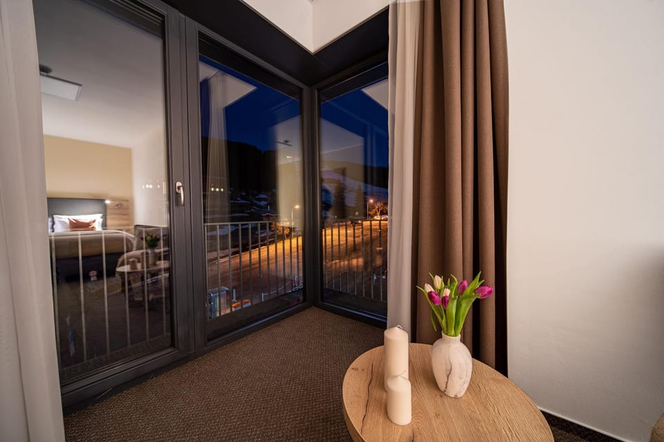 Bed, Night, View (from property/room), Balcony/Terrace, Photo of the whole room, Bedroom