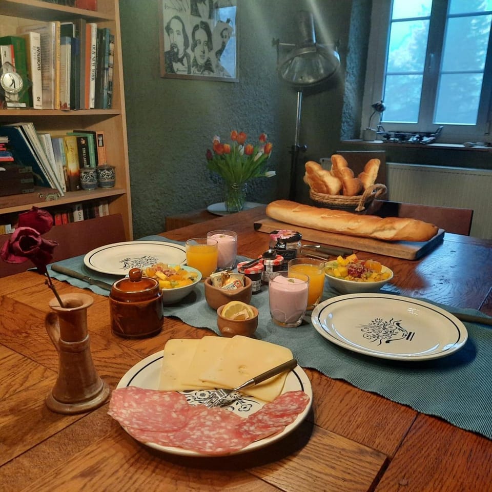 Continental breakfast