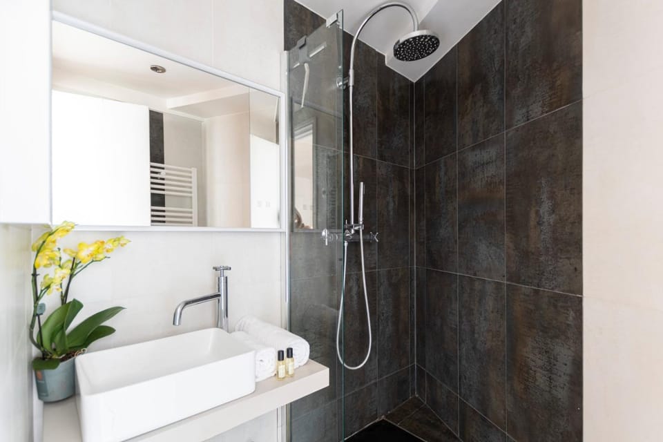 GuestReady - Stunning Apt near Champs Elysées Apartment in Paris