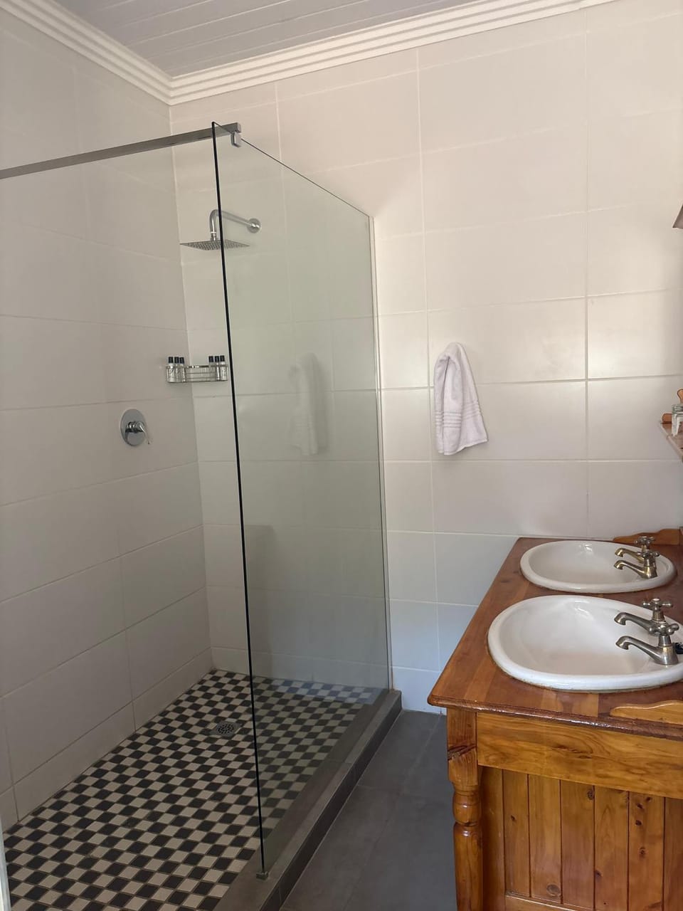 Shower, Bathroom, Bath, towels