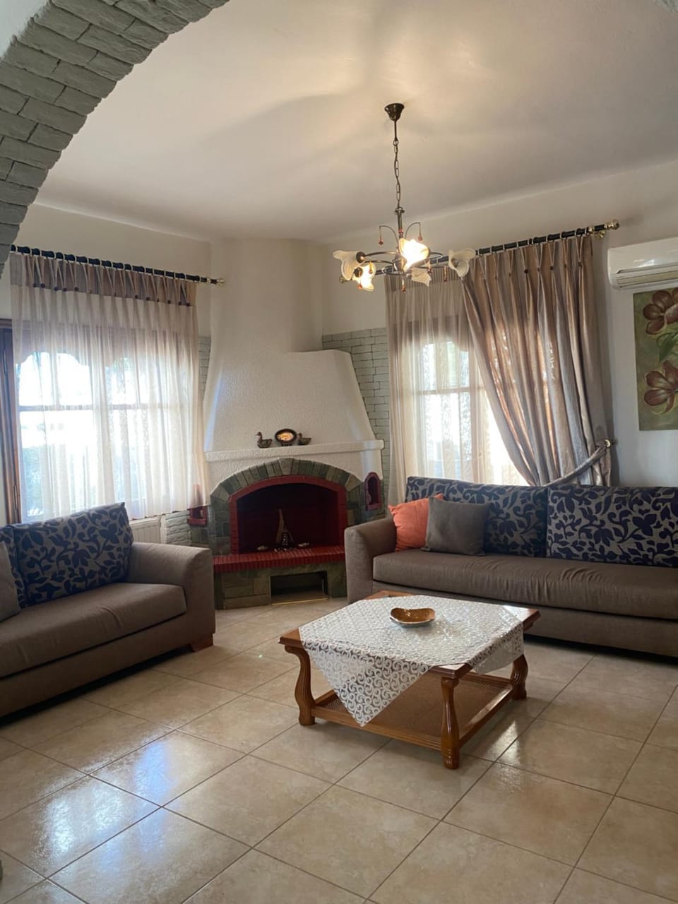 Living room, flat iron