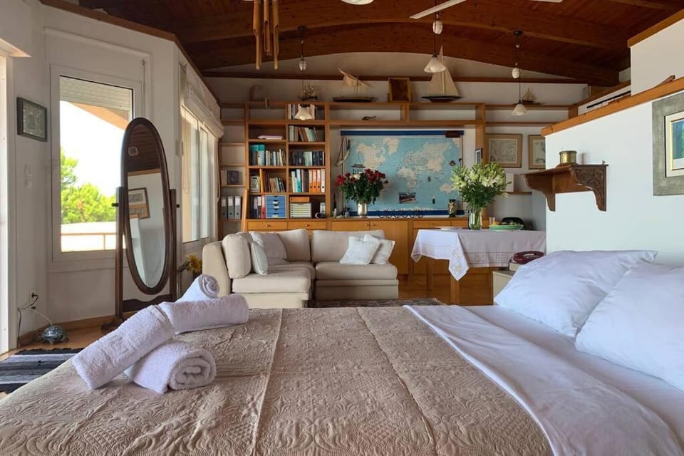 360º suite with endless views to the Ionian Sea Apartment in Peloponnese, Western Greece and the Ionian