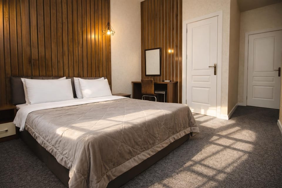 Bed, Bedroom