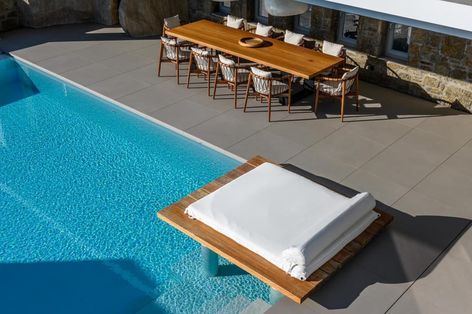 Pool view, Swimming pool